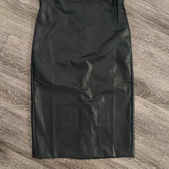 Spanx Faux Leather Sheath Dress New - Picture 2 of 7